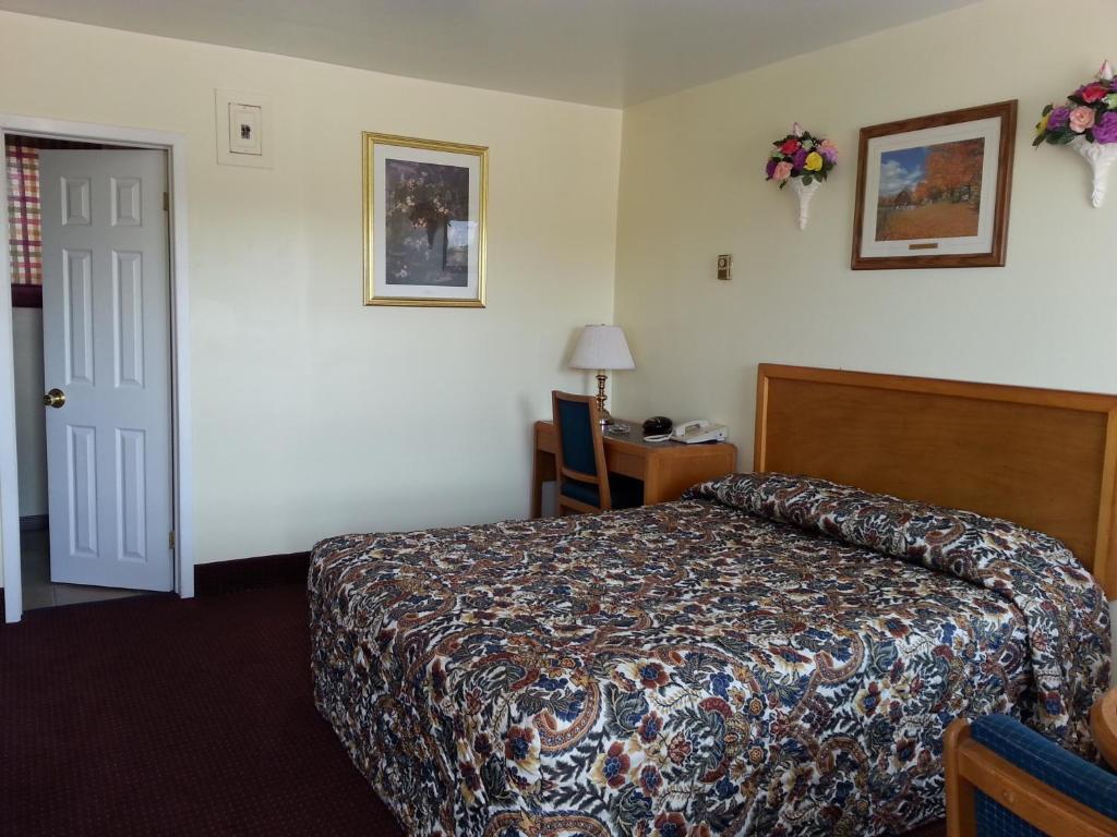 River Mist Inn Sturgeon Falls Oda fotoğraf
