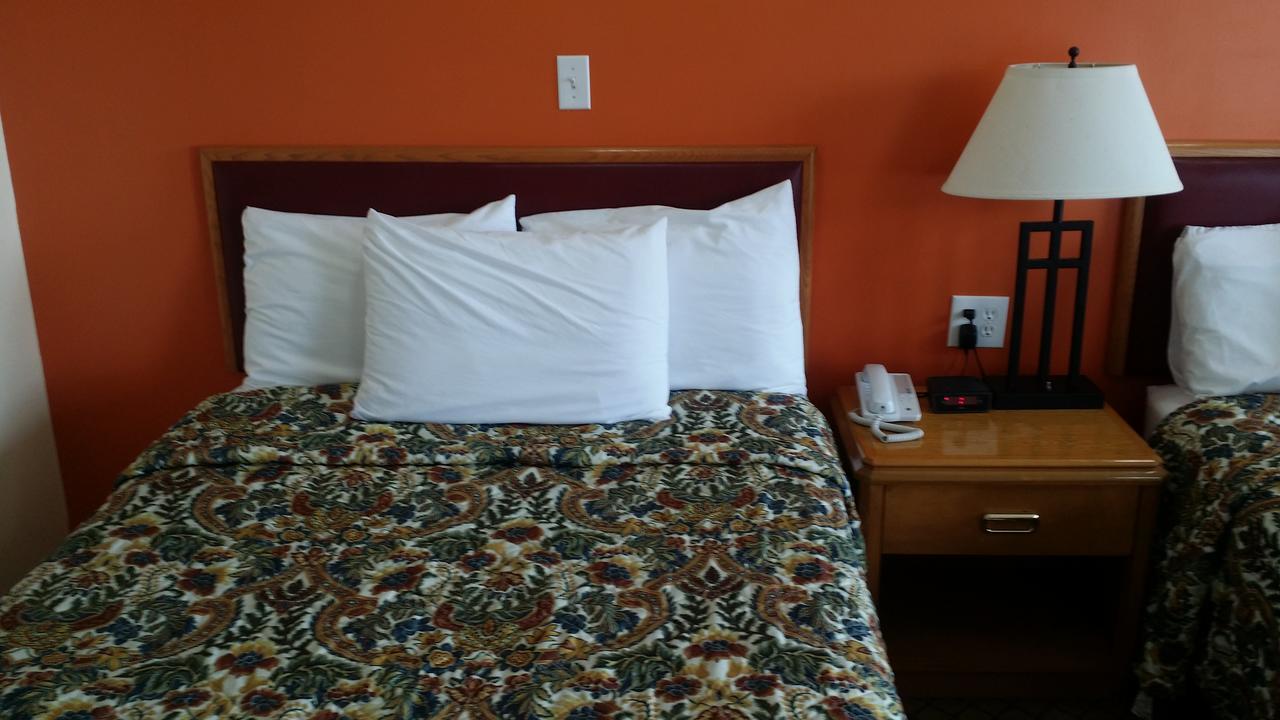 River Mist Inn Sturgeon Falls Dış mekan fotoğraf