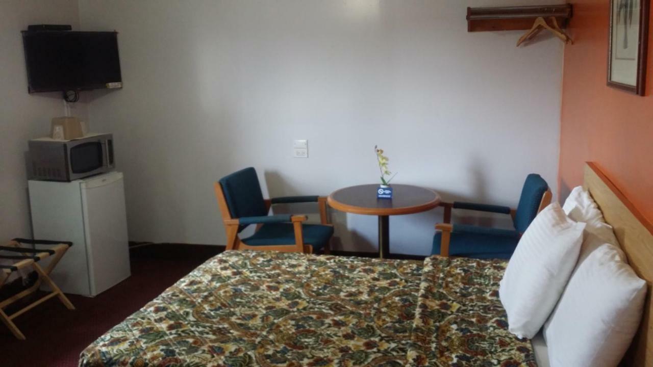 River Mist Inn Sturgeon Falls Dış mekan fotoğraf
